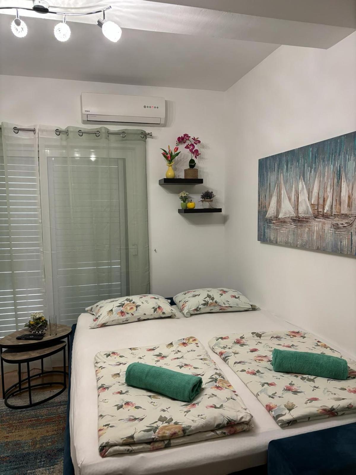 Apartment Eny Baška Voda Δωμάτιο φωτογραφία